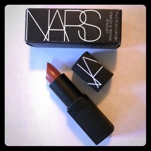 NARS lipstick - Dolce Vita